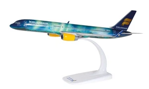 Modellino aerei di linea Herpa  BOEING 757-200 ICELANDAIR  modellismo statico... - Foto 1 di 1
