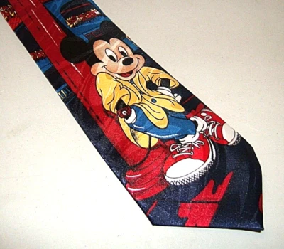 Vtg Disney Unlimited Mickey Mouse Leaning on a Lamp Post Men's Tie 4" x 58" - Изображение 1 из 4