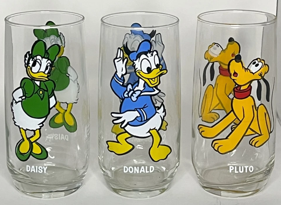 Vintage Pepsi Collector Series Glasses Featuring Daisy Donald & Pluto - Image 1 of 4