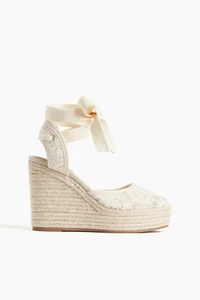 ZAPATOS ALPARGATAS TACÓN CUÑA H&M CREMA BEIGE BLANCO FLORAL CROCHET 9 11 42 - Imagen 1 de 4