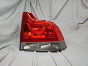 2001-2004 Volvo S60 Right Passenger RH Side Tail Light Oem J2816 DW - Picture 1 of 6