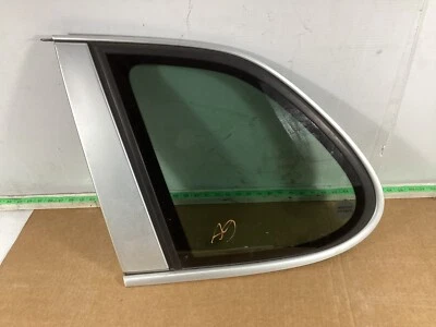 2008 - 2010 Porsche Cayenne Rear Left Door Quarter Glass Window 7L5845297BA OEM. - Image 1 of 4