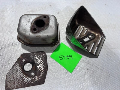 Honda HR214 Engine GXV120 Muffler Assy Part 183A1-ZE6-003, 18320-ZE6-020 (#5739) - Image 1 of 3