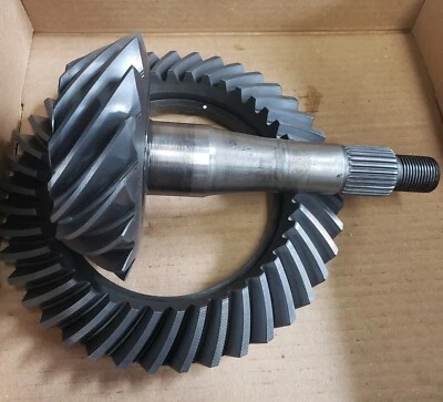 12 PERNOS OLDSMOBILE USADO 2.56 RELACIÓN ANILLO PIÑÓN, JUEGO DE ENGRANAJES Foto 1 de 4