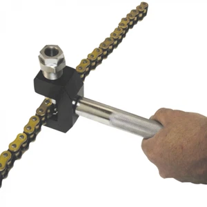 KIT PROFESIONAL DE ROTURA Y REMACHADO DE CADENA BIKETEK PARA CADENAS 520/525/530 - Imagen 1 de 2