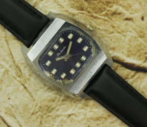 Reloj de vestir mecánico soviético vintage RAKETA TV forma 2609.HA 19j esfera azul esfera azul URSS - Imagen 1 de 12