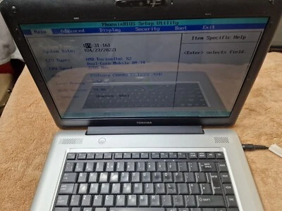 Toshiba Satellite L450D-11X Silver Laptop Amd Turion X2 Dual Core 2.2GHz Unteste - Image 1 of 4