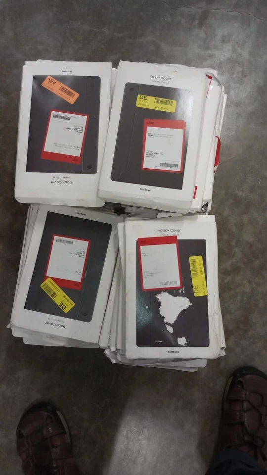Funda libro plegable genuina Samsung Galaxy Tab A8 oscura/gris (lote de 50) Foto 1 de 4