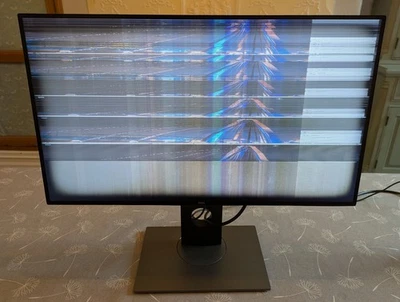 Dell UltraSharp U2717D 27" QHD IPS LED 1440P Monitor with stand SPARES OR REPAIR - Image 1 of 4
