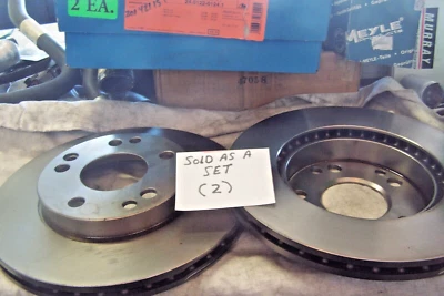 MERCEDES BENZ  FRONT BRAKE FRONT BRAKE ROTORS PAIR (2) 2014211312  GERMANY 190E - Image 1 of 3