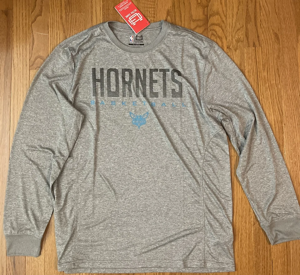 Men's UNK Charlotte Hornets Long Sleeve Performance Shirt NWT XL - Image 1 of 1