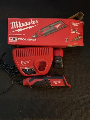 Milwaukee 2460-20 M12 Dremel Herramienta Rotativa con Batería y Cargador Foto 1 de 4