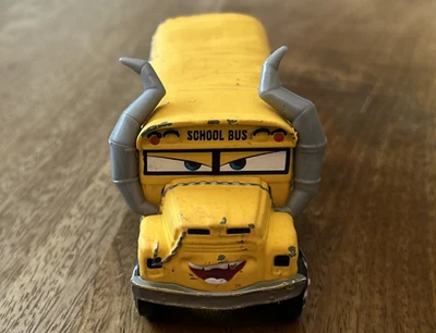 Disney Cars 3 Miss Fritter Diecast 1:55 Foto 1 de 3