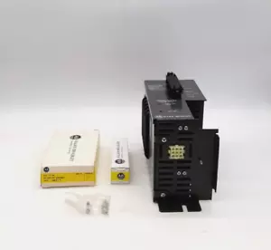 Alimentatore Allen-Bradley 1771-PA - Foto 1 di 6