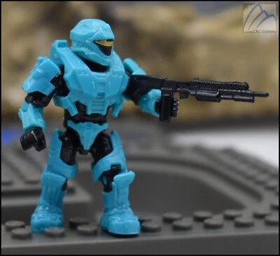 HALO MEGA CONSTRUX BLOKS UNSC CYAN TEAL BLUE SPARTAN RECON MINI FIGURE MAVERICK - Image 1 of 4