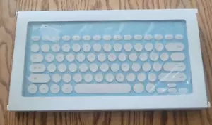 IHome Retro Wireless Keyboard - Powder Blue Color - Picture 1 of 2
