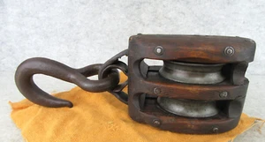 Vintage Wood Metal Farm Barn Nautical Double Hook Block Tackle Pulley Decor #8 - Picture 1 of 23
