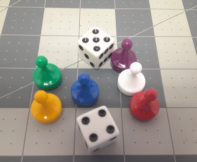 2013 CLUE BOARD GAME PIECES Parts REPLACEMENT Full Set 6 Tokens + 2 Dice ONLY - Image 1 of 2