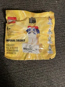 New LEGO Imperial Soldier Bricktober 1989 Retro Minifigure Magnet Exclusive #1 - Picture 1 of 2