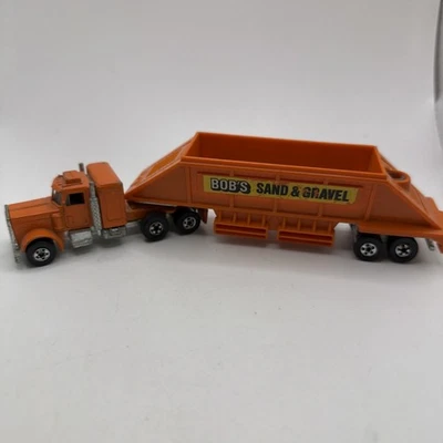 风火轮 Peterbilt Bob's Sand And Gravel 卡车 1980 橙色 香港制造 — 第 1/4 张图片