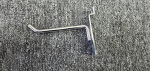 Slatwall Hooks and some tag holders (between everything there are 140 pcs) - Picture 1 of 5