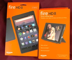 Amazon Fire HD 8 (8th Gen) 32 GB, Wi-Fi, 8 in - Black + SHOW mode Dock Bundle - Picture 1 of 4