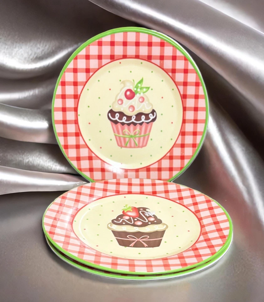 TRISA 4 Platos de Postre Dulces Cumpleaños Cupcake Fiesta Plato Borde a Cuadros 8”D Foto 1 de 4