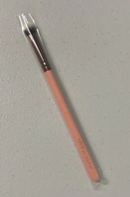 Luxie Beauty 209 Large Shader Brush ROSE Makeup Eye Shadow Pink Shading Face - Image 1 of 4