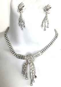 Vintage Signed Boucher 5198 Clear Rhinestone Dangle Earrings Silver Necklace Set - Picture 1 of 8
