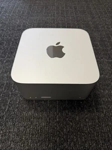 Apple Mac Studio (512GB SSD, M2 Max, 32GB) Silber - Bild 1 von 4