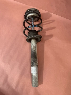 Оригинальная амортизирующая пружинная стойка передняя для BMW E39 528I 525I 530I 135 000 миль - Изображение 1 из 4