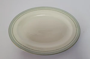 Royal Doulton England Porcelain Berkshire 13 1/8" Oval Serving Platter - Picture 1 of 4