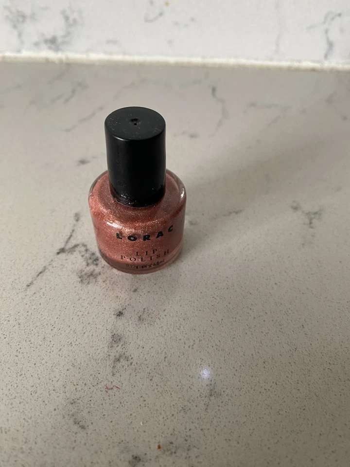 Esmalte de labios Lorac - Miss Embrasser - descontinuado Foto 1 de 1