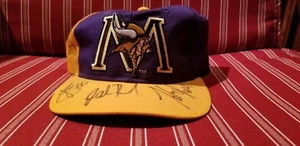 MINNESOTA VIKINGS - New Old Stock Strap Back Hat 4 Autographs - JOHN RANDALL - Picture 1 of 3
