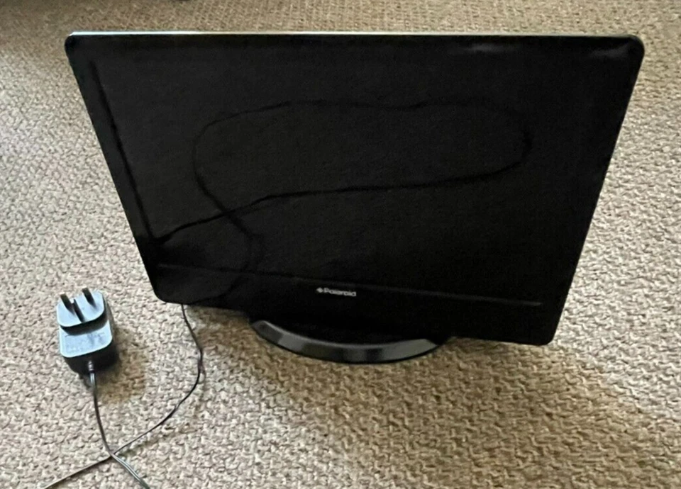 Polaroid 15.6" HD Ready Backlit Freeview LED TV PLV68155S67 Spares & Repairs - Image 1 of 2