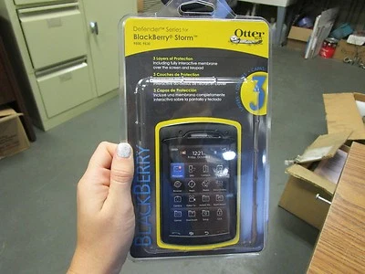 Otterbox Defender Blackberry Storm 9500.9530 Black Cell Phone Case NIB - Image 1 of 4