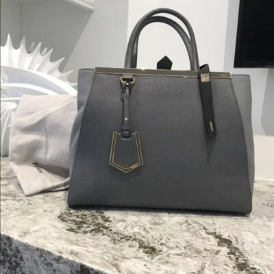 Authentic Fendi 2 jours purse - Image 1 of 4