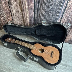 Martin Soprano Ukulele S-0 Uke With Hard Case - Picture 1 of 10