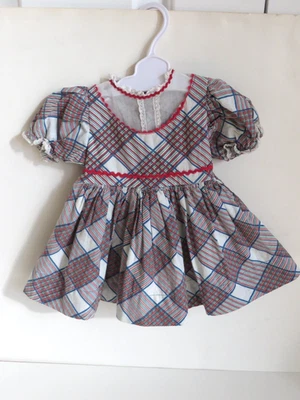 VESTIDO A CUADROS ORIGINAL VINTAGE AÑOS 50 para MUÑECA SAUCY WALKER IDEAL 22" con DESLIZAMIENTO ADJUNTO Foto 1 de 4
