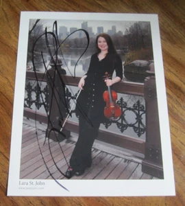 Fotografía 8x10 firmada autografiada por violinista clásica de Lara St. John - Imagen 1 de 3