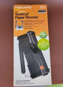 Recortadora de papel de Fiskars, brazo oscilante portátil de titanio de 12", álbum de recortes - Imagen 1 de 2