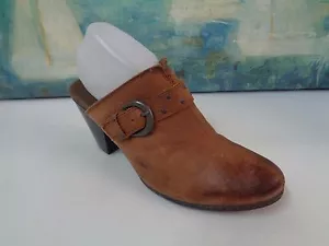 Womens BORN BOC Brown Leather Top 11/43 Buckle Strap Detail High Heel Mule Clog - Picture 1 of 8