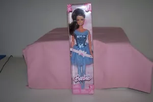 Muñeca Barbie Ballerina Primera Lección de Ballet Morena 2005 Mattel No. J1777 nuevo - Imagen 1 de 3