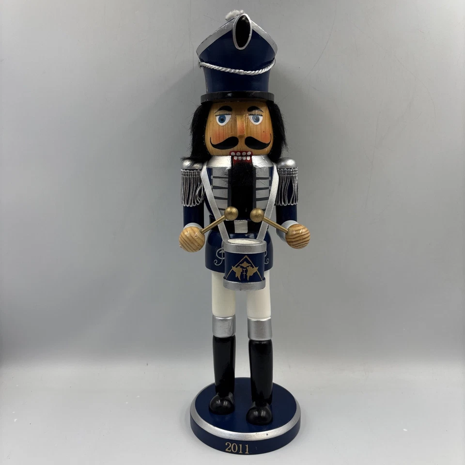 2011限量版蓝木胡桃夹子弹鼓14英寸圣诞装饰 — 第 1/4 张图片