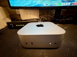 Apple Mac Mini M4 Chip 16GB,256GB-SSD 2024 OFF, Logic , Final Cut. Nice - Afbeelding 1 van 11