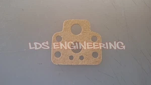 Kawasaki TH26 TJ27 strimmer Walbro WYA inlet intake gasket for carb carburettor - Picture 1 of 1