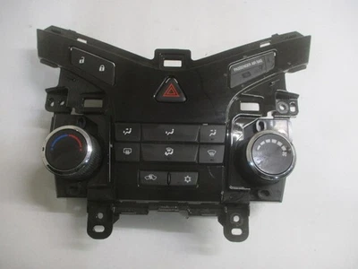 Chevrolet Cruze Orlando Manual Clima AC Aquecedor Controle de Temperatura OEM LKQ - Imagem 1 de 4