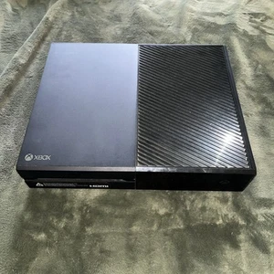 Microsoft Xbox One Console Nera solo modello 1540 500GB testata - Foto 1 di 11