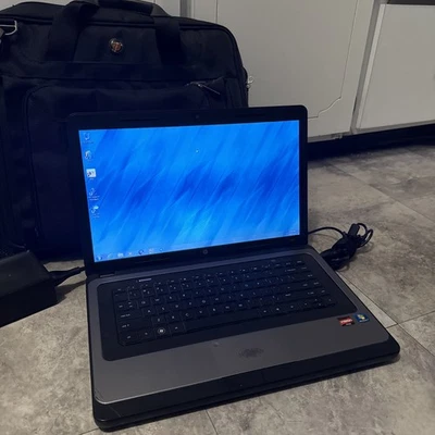 Unidad de disco duro HP 2000-216NR AMD E-350 1600 MHz 4 gB Ram OEM Windows 7 sin batería 500 GB Foto 1 de 4