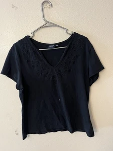 Sonoma Gr. XL T-Shirt Blumenstickerei schwarz V-Ausschnitt Kurzarm Freizeit Oberteil - Bild 1 von 5